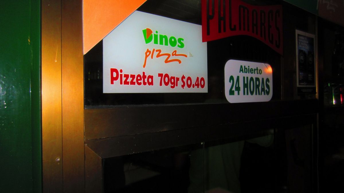 Dinos Pizza